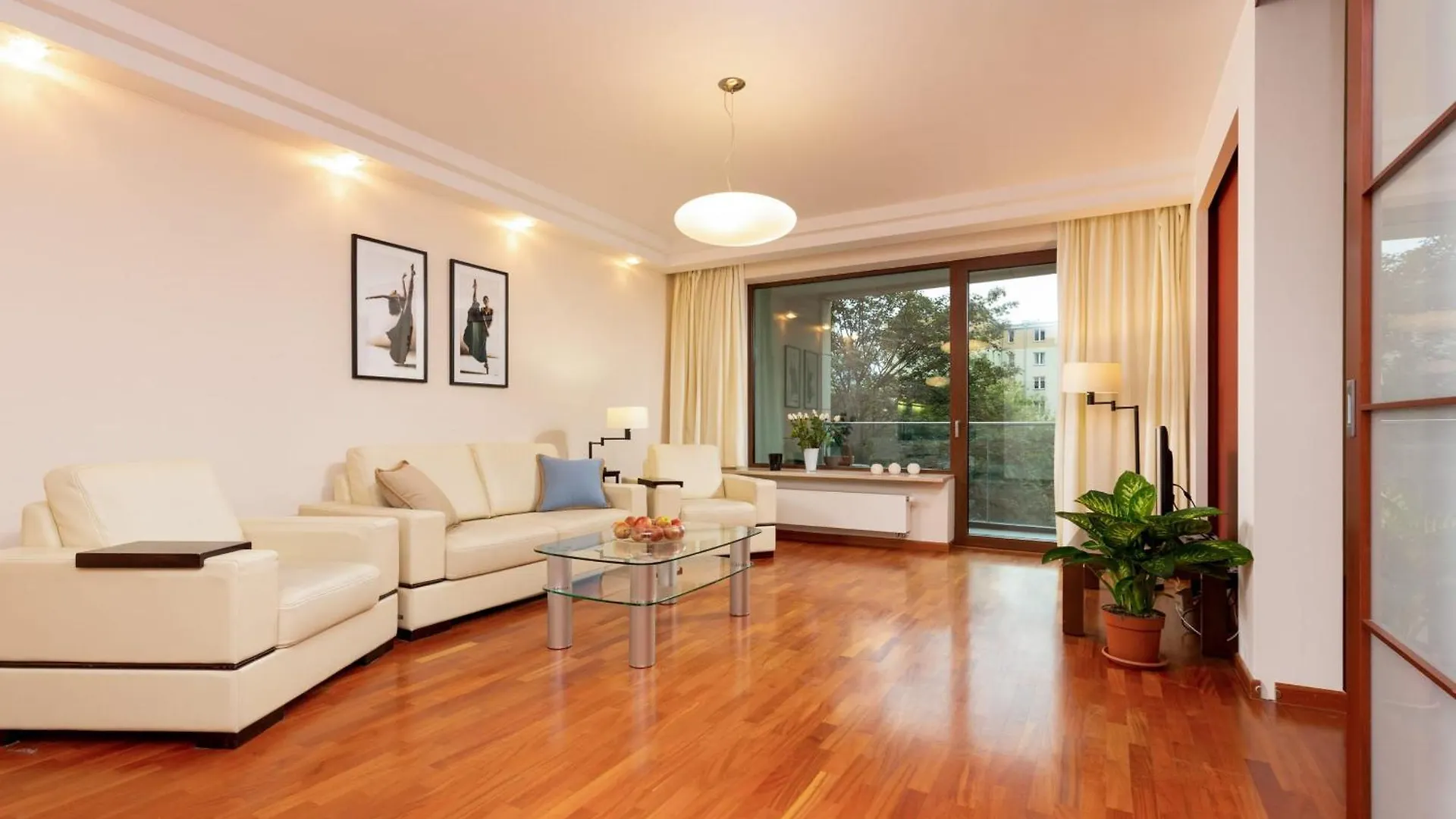 Apartament Lincoln Exclusive With Ac In Warsaw By Renters Prestige